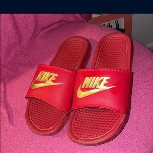 Nike slides
